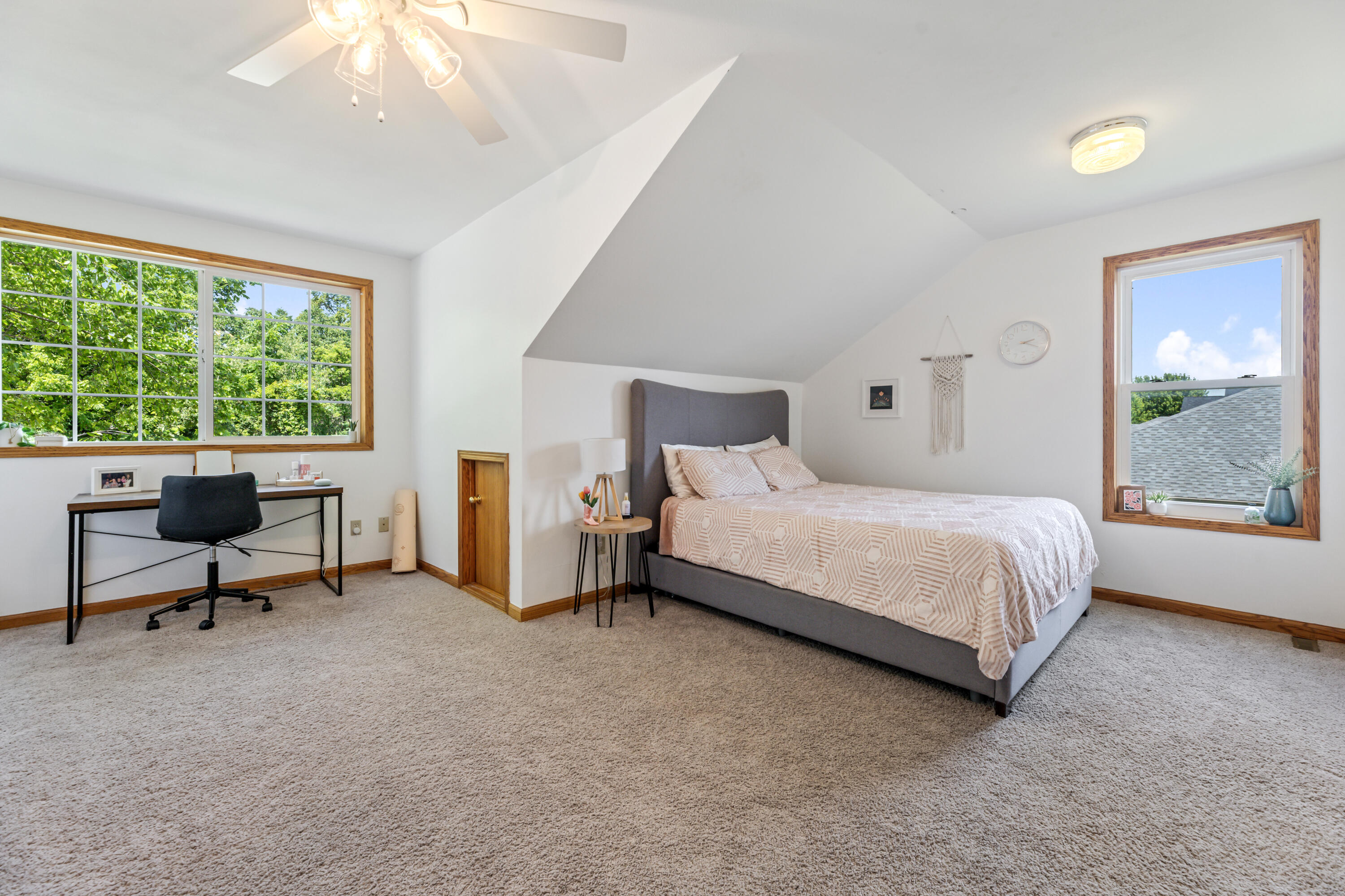271 East Garvin Heights Road Winona, MN 55987 - Photo 30 of 54 30 bedroom