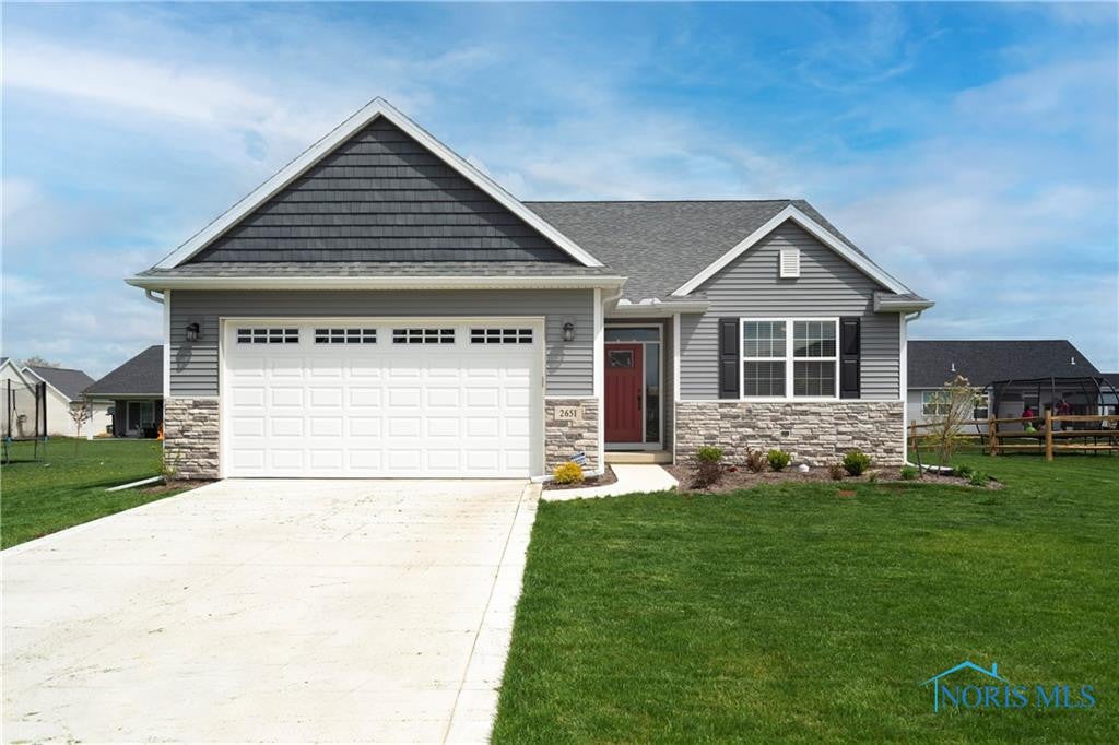 2651 Cross Ridge Way Perrysburg, OH 43551 - Photo 1 of 38 Gallery Image 1