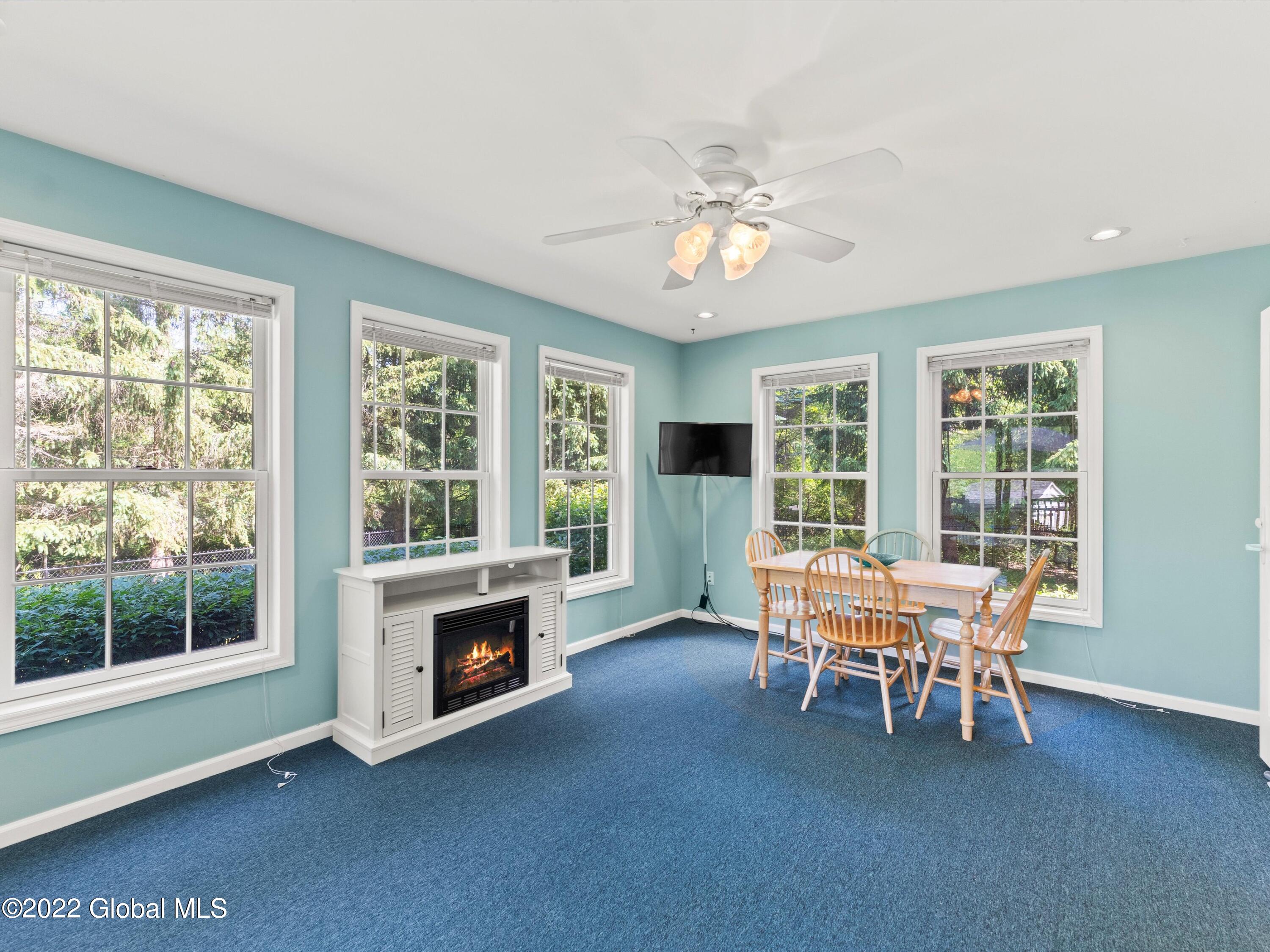 14 Meadow Road Rexford, NY 12148 - Photo 17 of 43 28-DSC04694