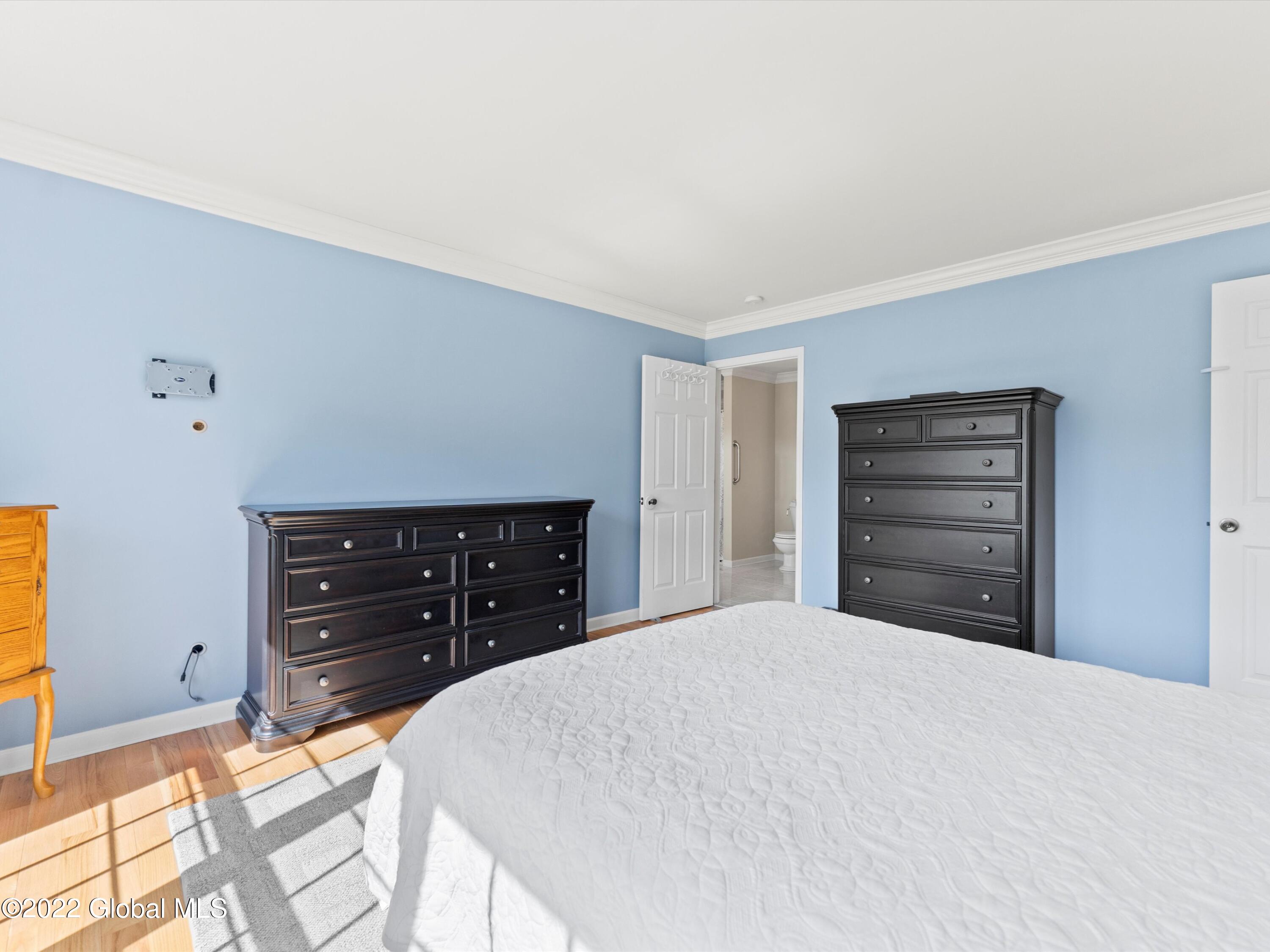 14 Meadow Road Rexford, NY 12148 - Photo 21 of 43 36-DSC04718