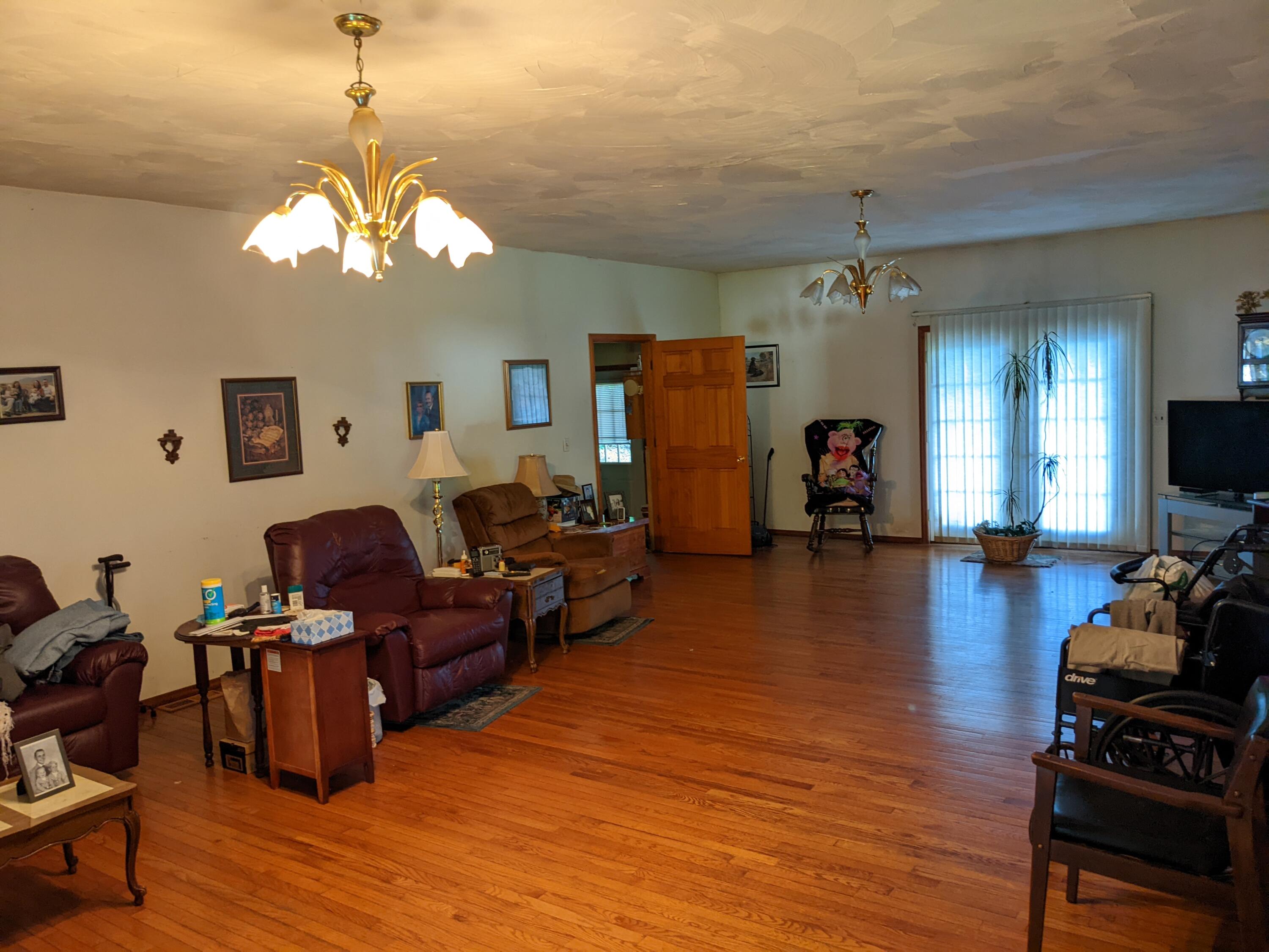 11947 Corder Town Road Coeburn, VA 24230 - Photo 5 of 19 PXL_20220624_220217639.MP