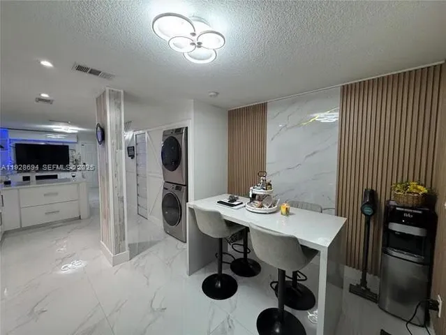 $3,000 | 13308 Southwest 60th Terrace, Miami, FL 33183