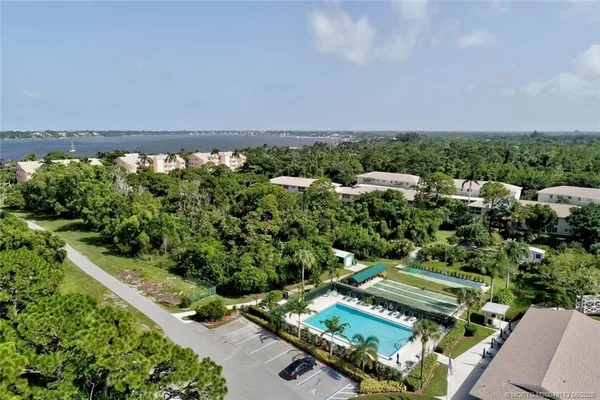 $135,000 | 2950 Southeast Ocean Boulevard, Unit 1285, Stuart, FL 34996