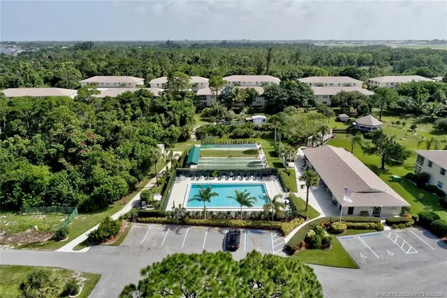 $150,000 | 2950 Southeast Ocean Boulevard, Unit 1285, Stuart, FL 34996