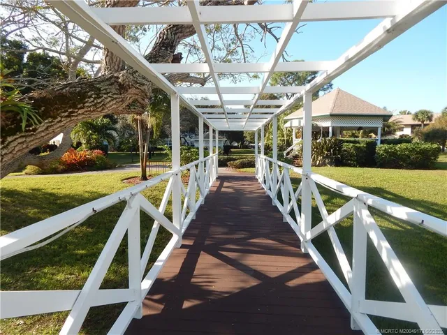 $150,000 | 2950 Southeast Ocean Boulevard, Unit 1285, Stuart, FL 34996