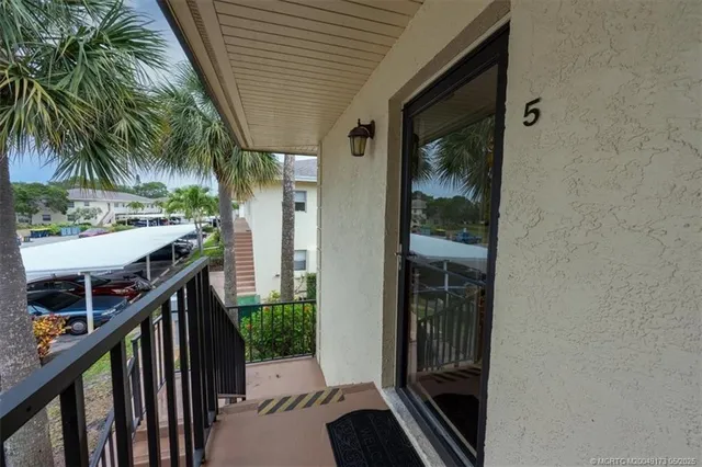 $150,000 | 2950 Southeast Ocean Boulevard, Unit 1285, Stuart, FL 34996