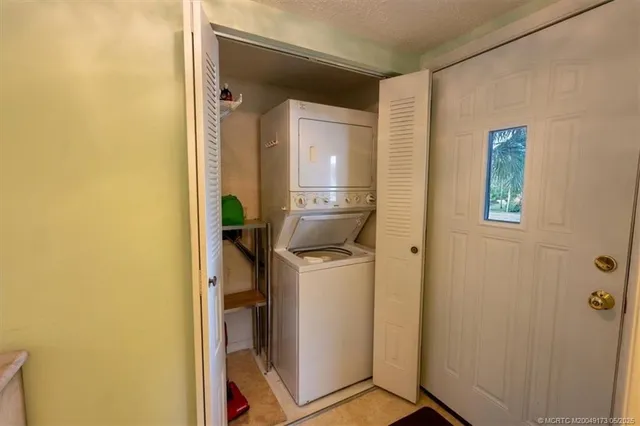 $150,000 | 2950 Southeast Ocean Boulevard, Unit 1285, Stuart, FL 34996