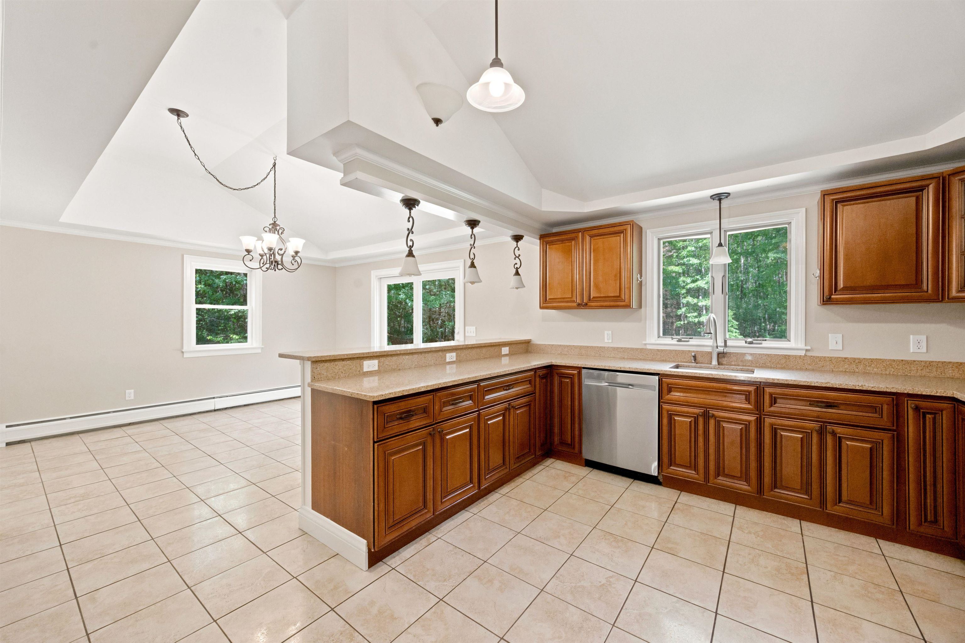 3 Ridgewood Drive Kingston, NH 03848 - Photo 12 of 59