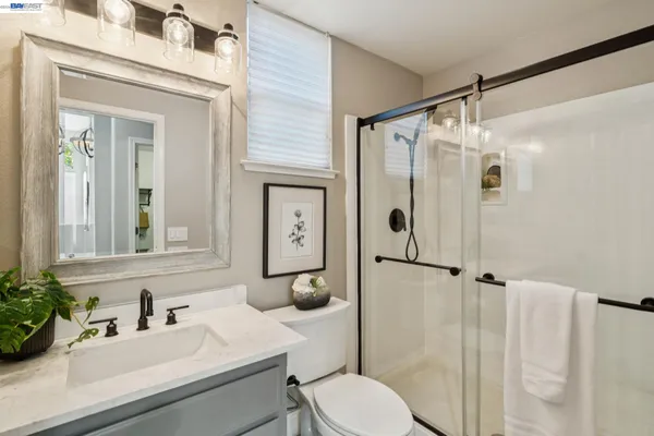 $1,899,000 | 334 Squirrel Ridge Way, Danville, CA 94506