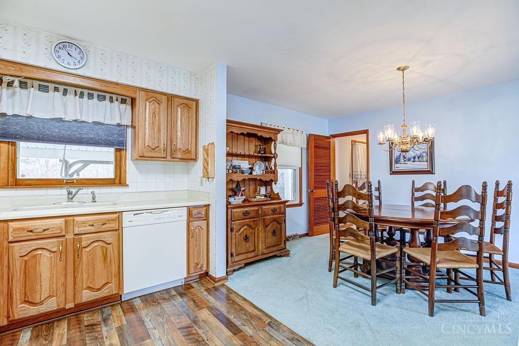 5671 Decker Road Franklin, OH 45005 - Photo 9 of 34