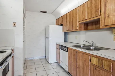 $199,900 | 14440 Campanelli Drive, Delray Beach, FL 33484