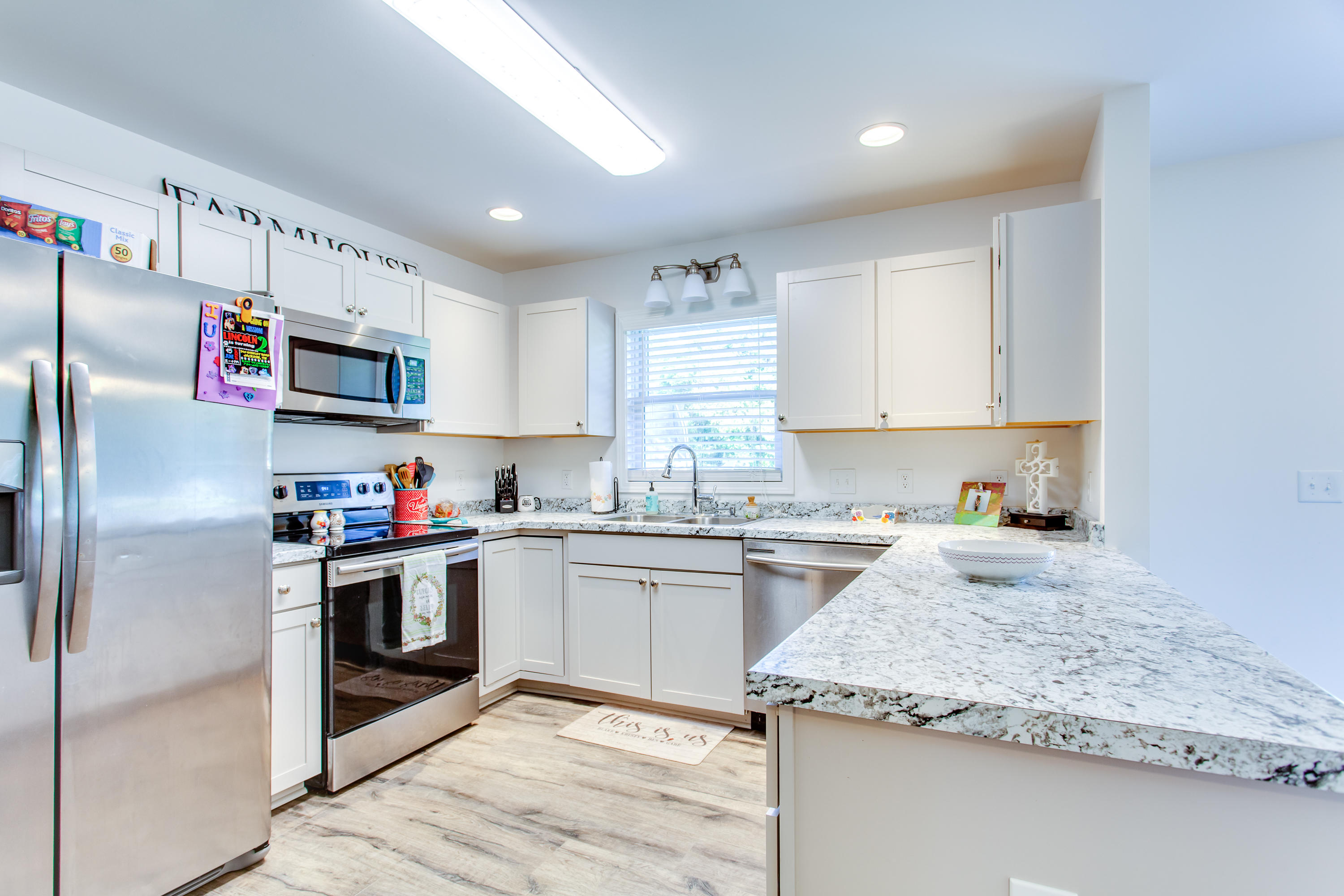 5993 Rutledge Pike Rutledge, TN 37861 - Photo 11 of 36 10 Kitchen