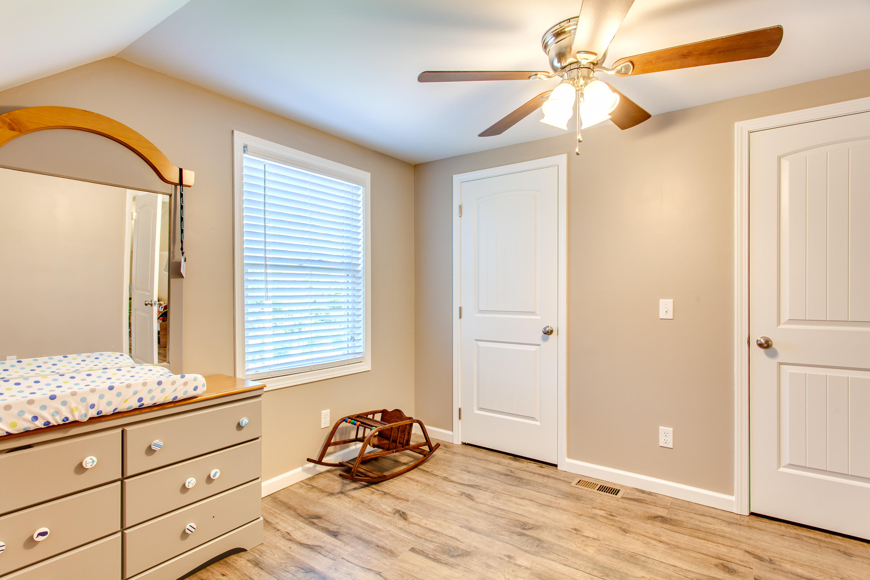 5993 Rutledge Pike Rutledge, TN 37861 - Photo 20 of 36 19 BR3
