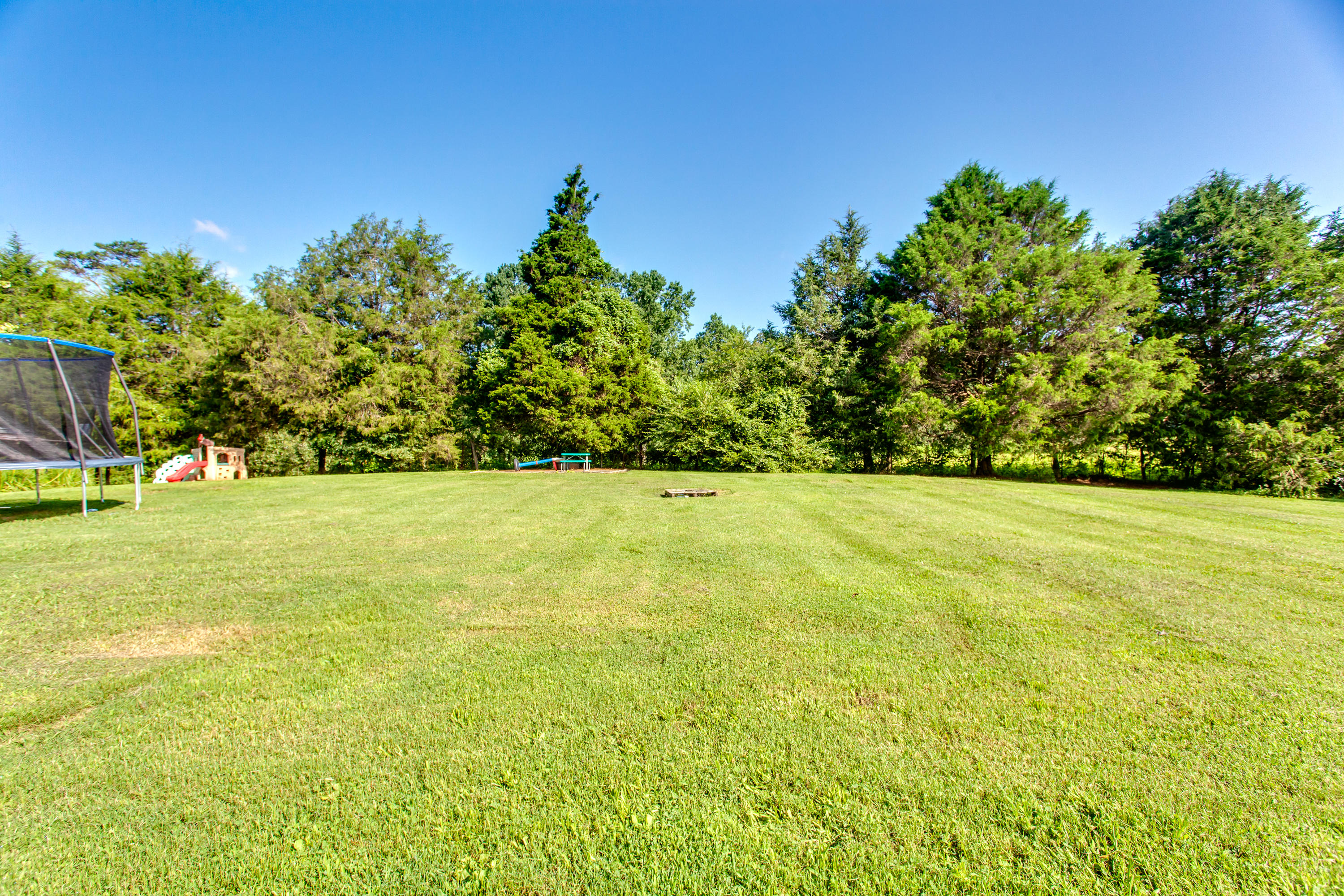 5993 Rutledge Pike Rutledge, TN 37861 - Photo 31 of 36 30 Back