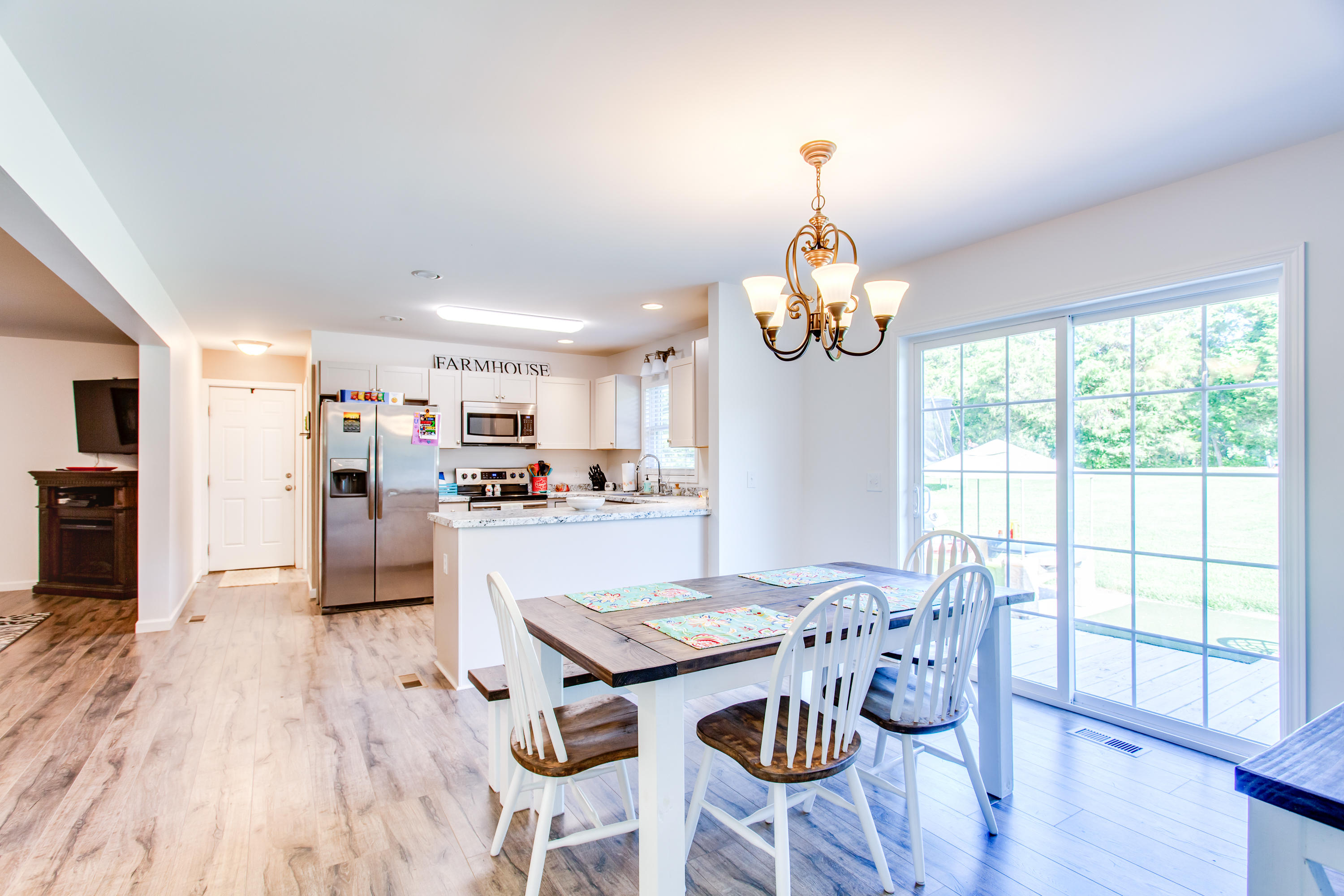 5993 Rutledge Pike Rutledge, TN 37861 - Photo 10 of 36 9 Dining