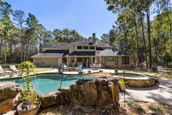 $964,999 | 13322 Stonecrest Lane, Conroe, TX 77302