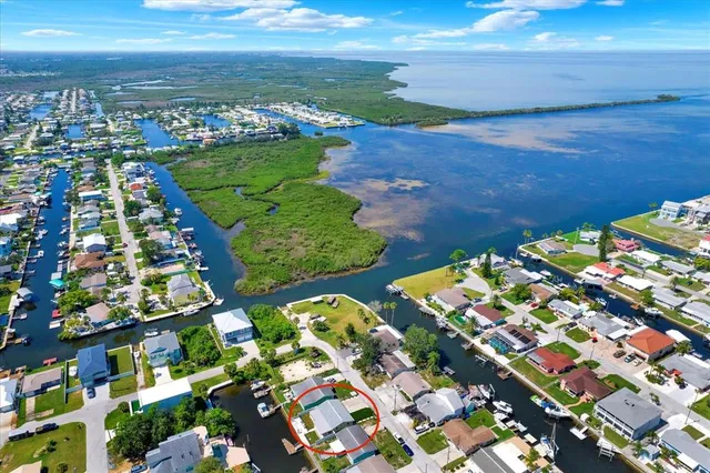 $299,000 | 13526 Outboard Court, Hudson, FL 34667