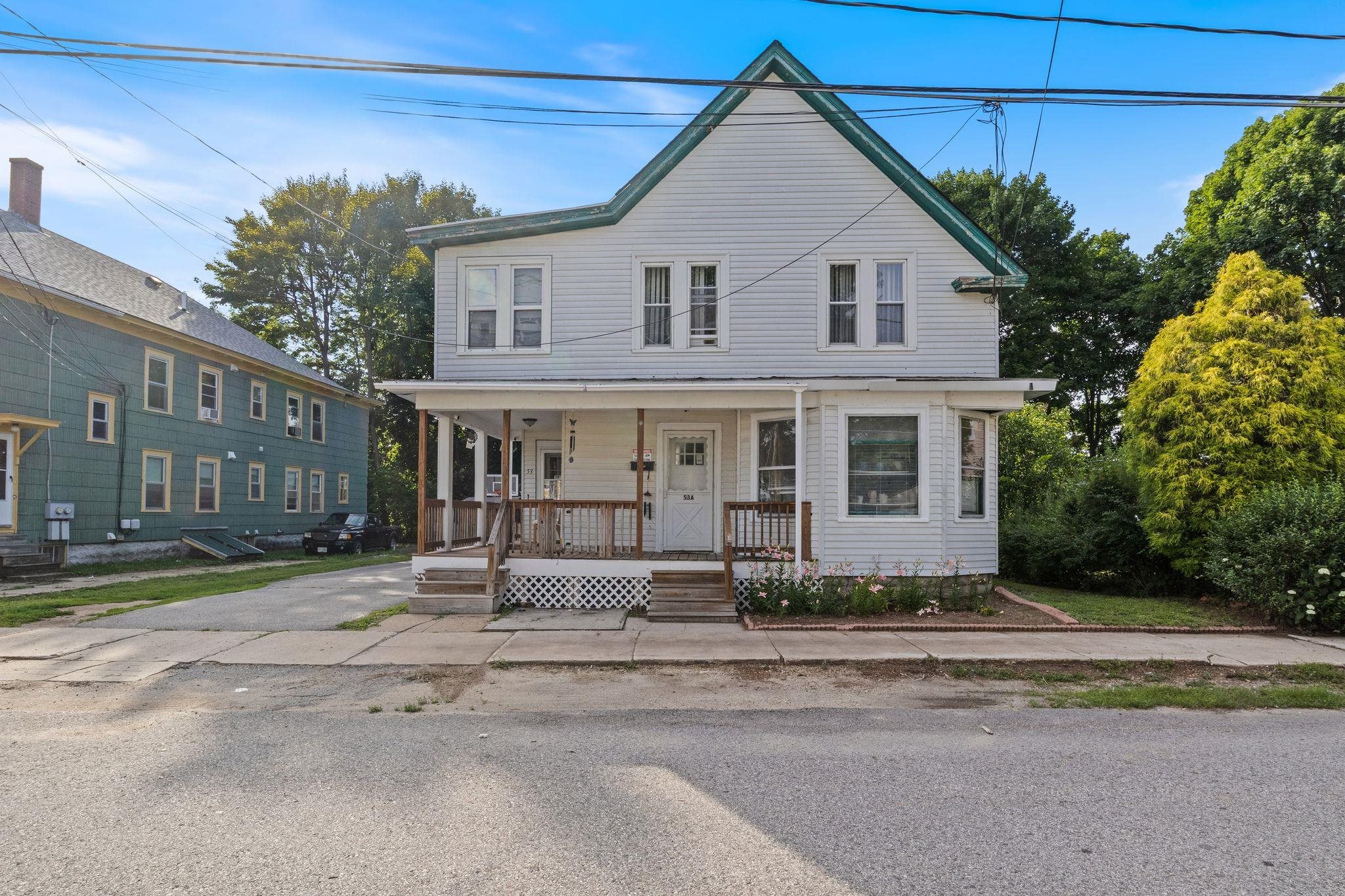 53 Chestnut Street Rochester, NH 03867 - Photo 2 of 33