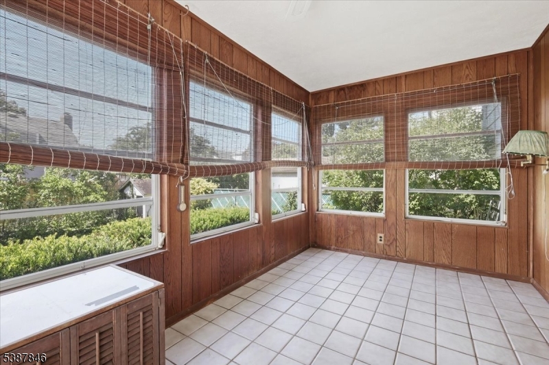 15 Kennedy Road Morris Plains, NJ 07950 - Photo 10 of 37