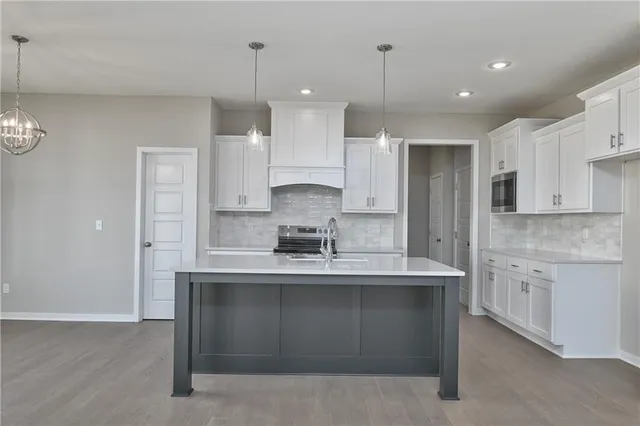 $626,950 | 2696 West Park Street, Olathe, KS 66061