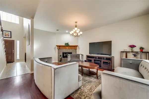 $2,295 | 3633 Carmel Mountain Drive, McKinney, TX 75070