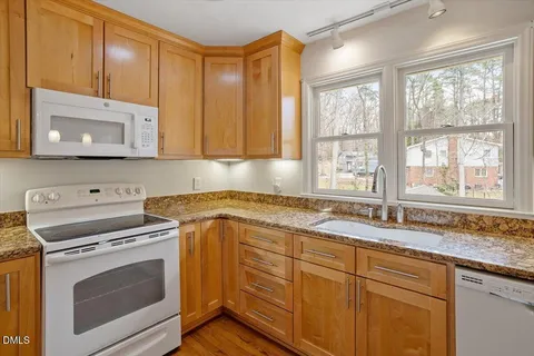 $575,000 | 609 Ashe Avenue, Cary, NC 27511