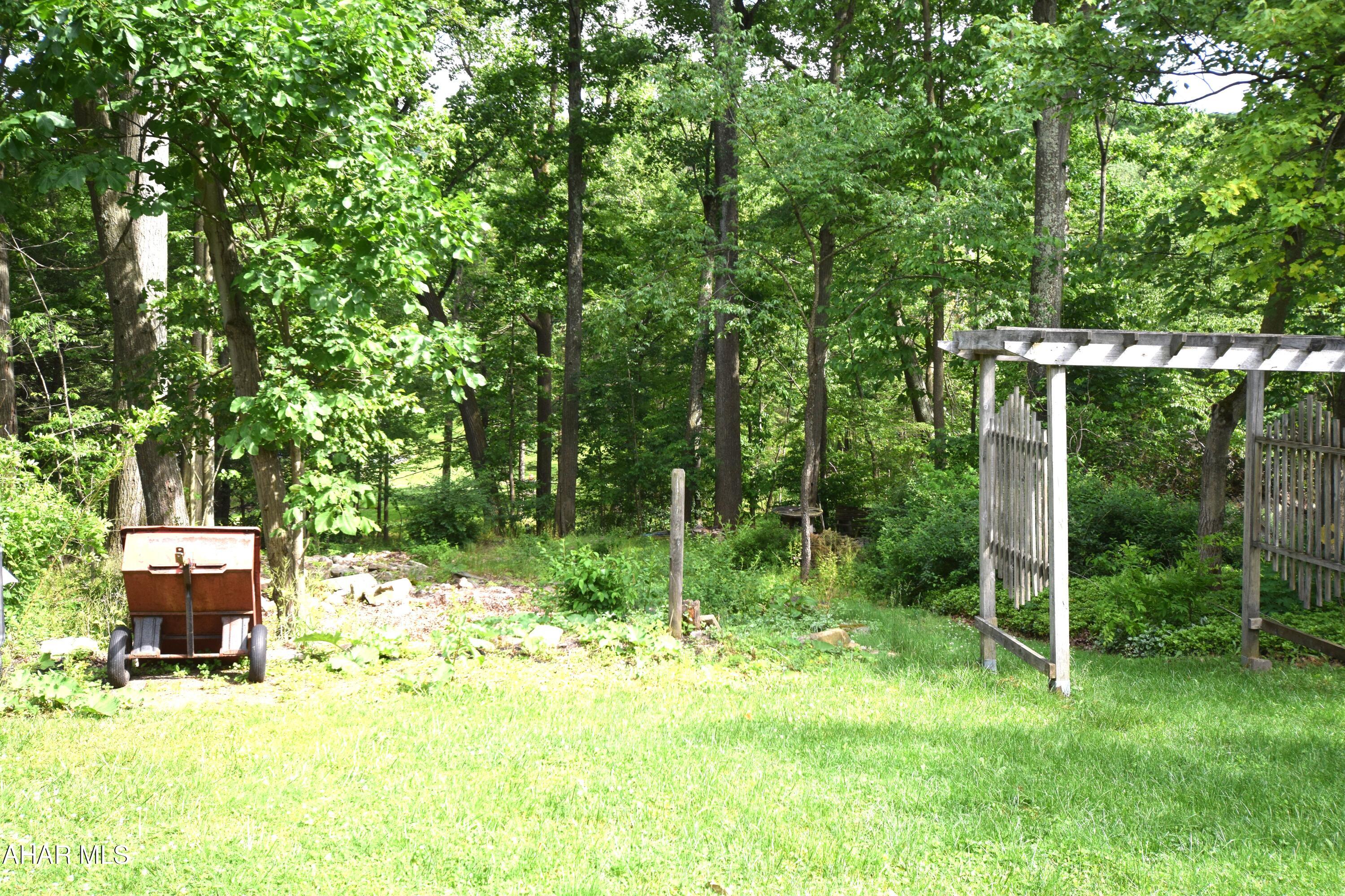2357 Kettle Road Altoona, PA 16601 - Photo 17 of 19