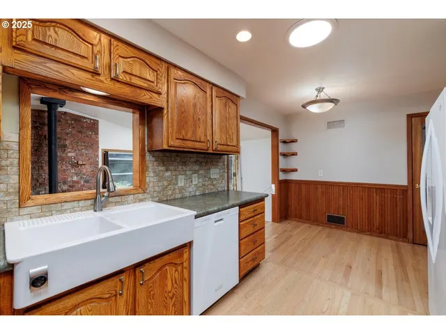 $449,000 | 1608 Northeast 120th Avenue, Portland, OR 97220