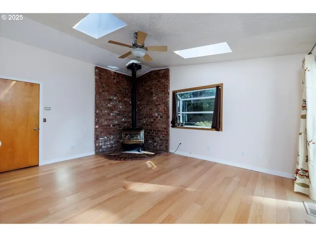 $449,000 | 1608 Northeast 120th Avenue, Portland, OR 97220