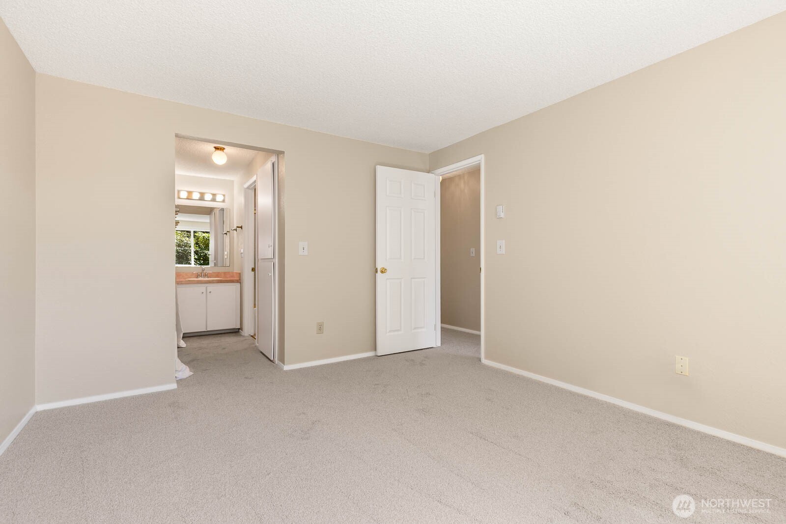 820 Cady Road, Unit F105 Everett, WA 98203 - Photo 15 of 26 Gallery Image 15