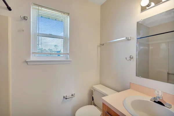 $1,875 | 1005 Tj Lane, Summerville, SC 29486