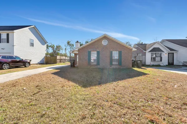 $1,875 | 1005 Tj Lane, Summerville, SC 29486