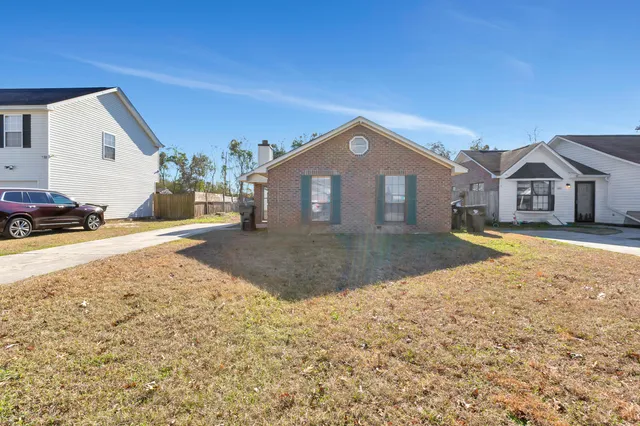 $1,900 | 1005 Tj Lane, Summerville, SC 29486