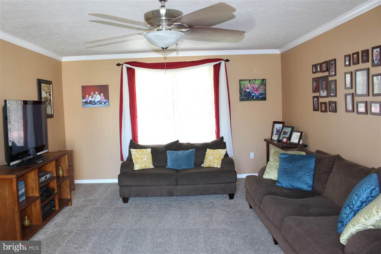 2041 Rosedale Avenue Middletown, PA 17057 - Photo 11 of 23 Gallery Image 11