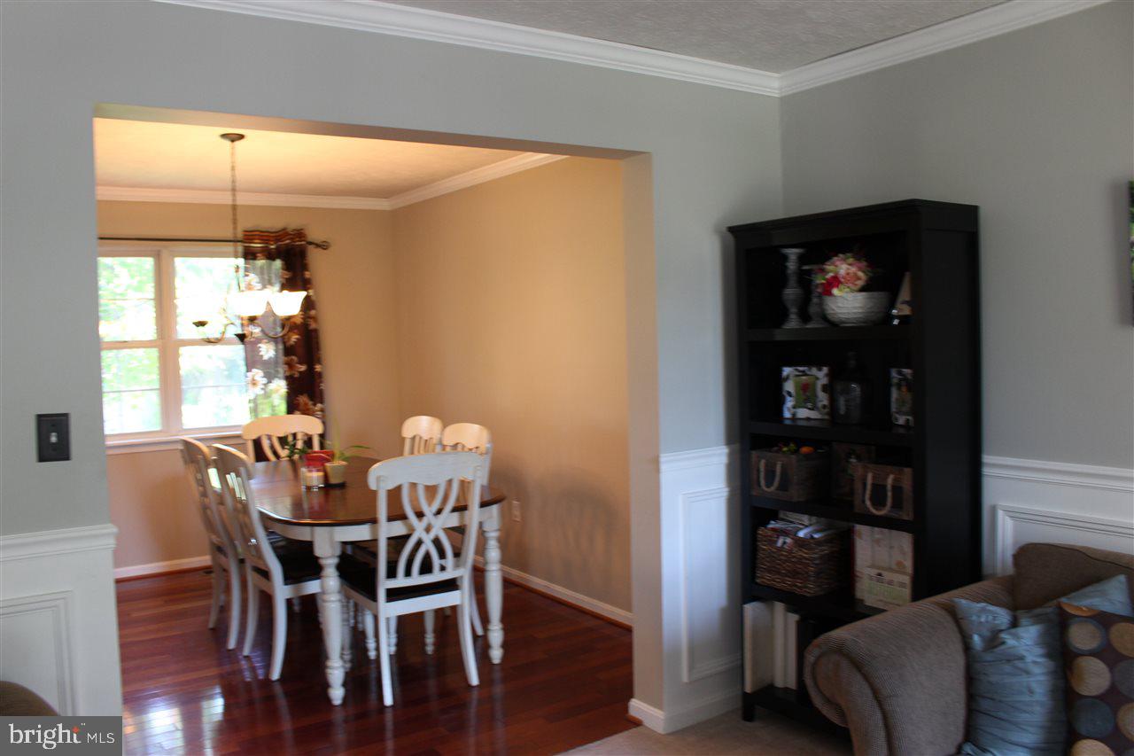 2041 Rosedale Avenue Middletown, PA 17057 - Photo 4 of 23 Gallery Image 4
