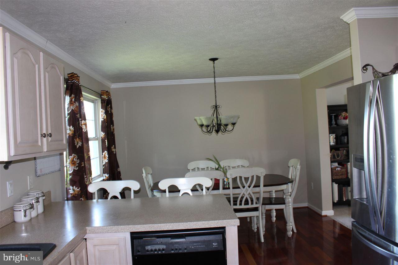 2041 Rosedale Avenue Middletown, PA 17057 - Photo 5 of 23 Gallery Image 5