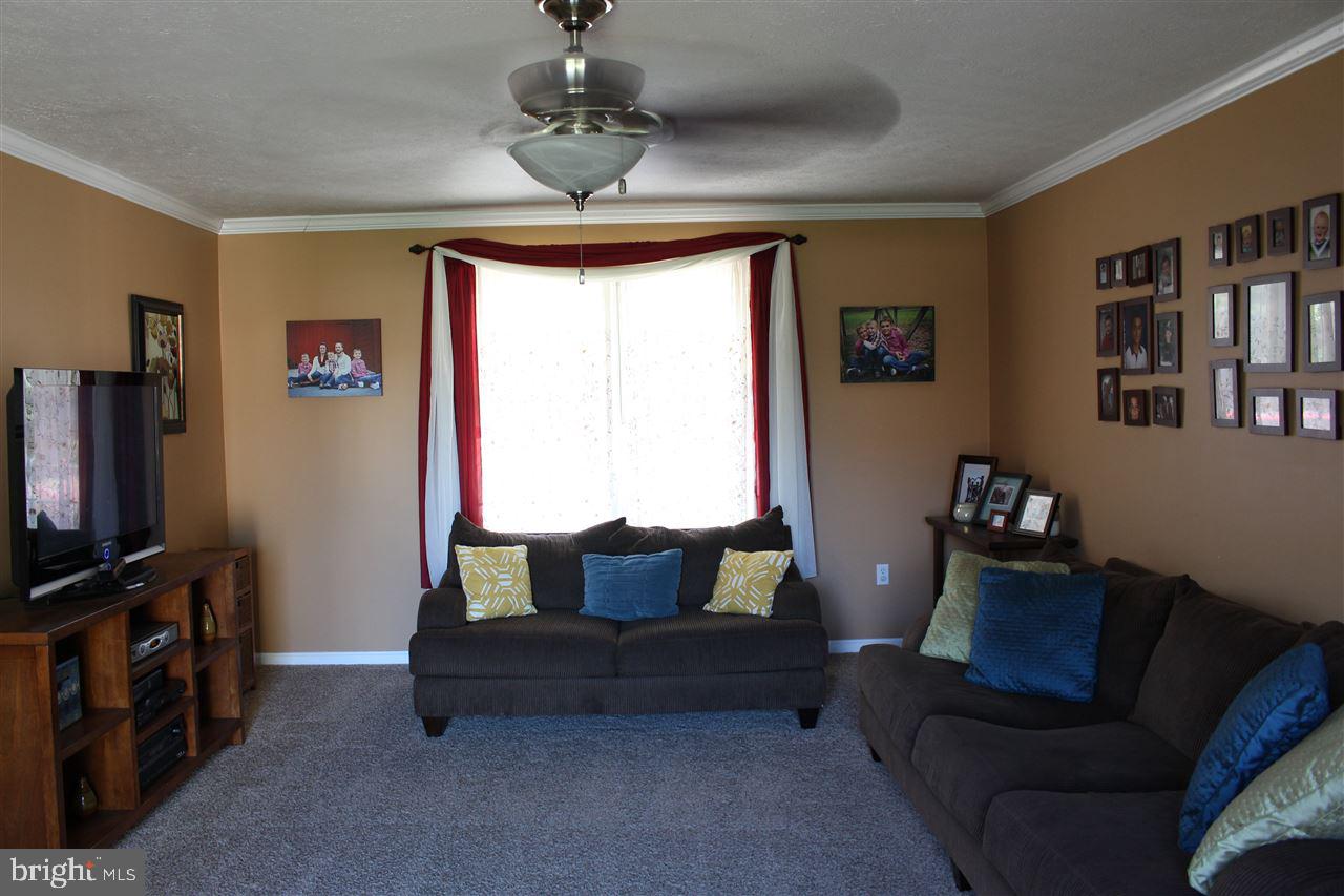 2041 Rosedale Avenue Middletown, PA 17057 - Photo 10 of 23 Gallery Image 10