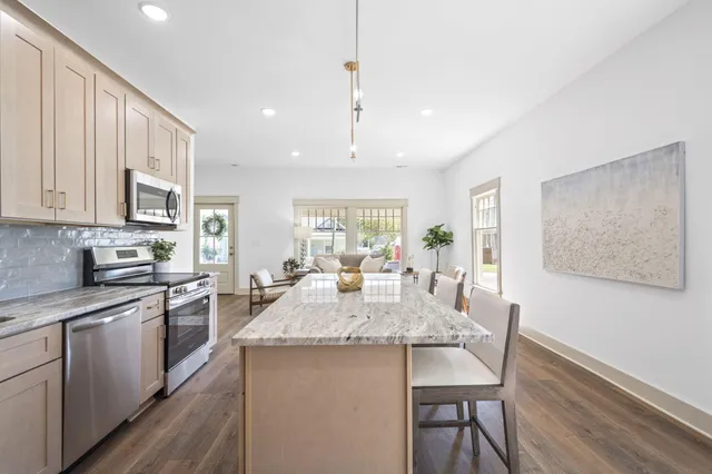 $459,900 | 4803 St Elmo Avenue, Chattanooga, TN 37409