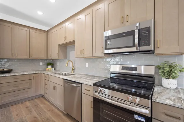 $459,900 | 4803 St Elmo Avenue, Chattanooga, TN 37409