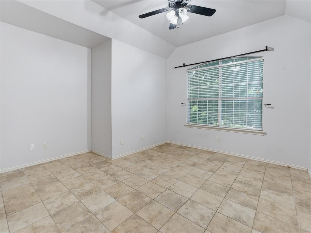 332 Emma Call Court Sunset, TX 76270 - Photo 18 of 31
