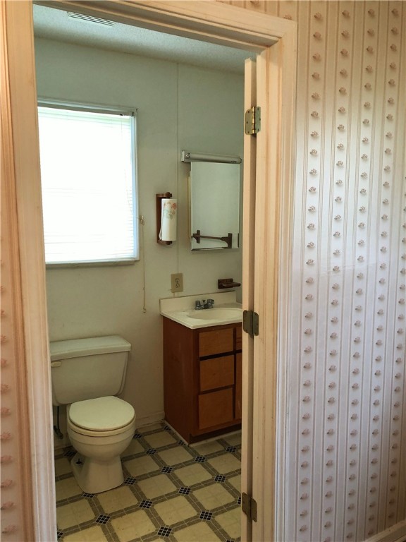 209 Moore Avenue Walhalla, SC 29691 - Photo 11 of 29