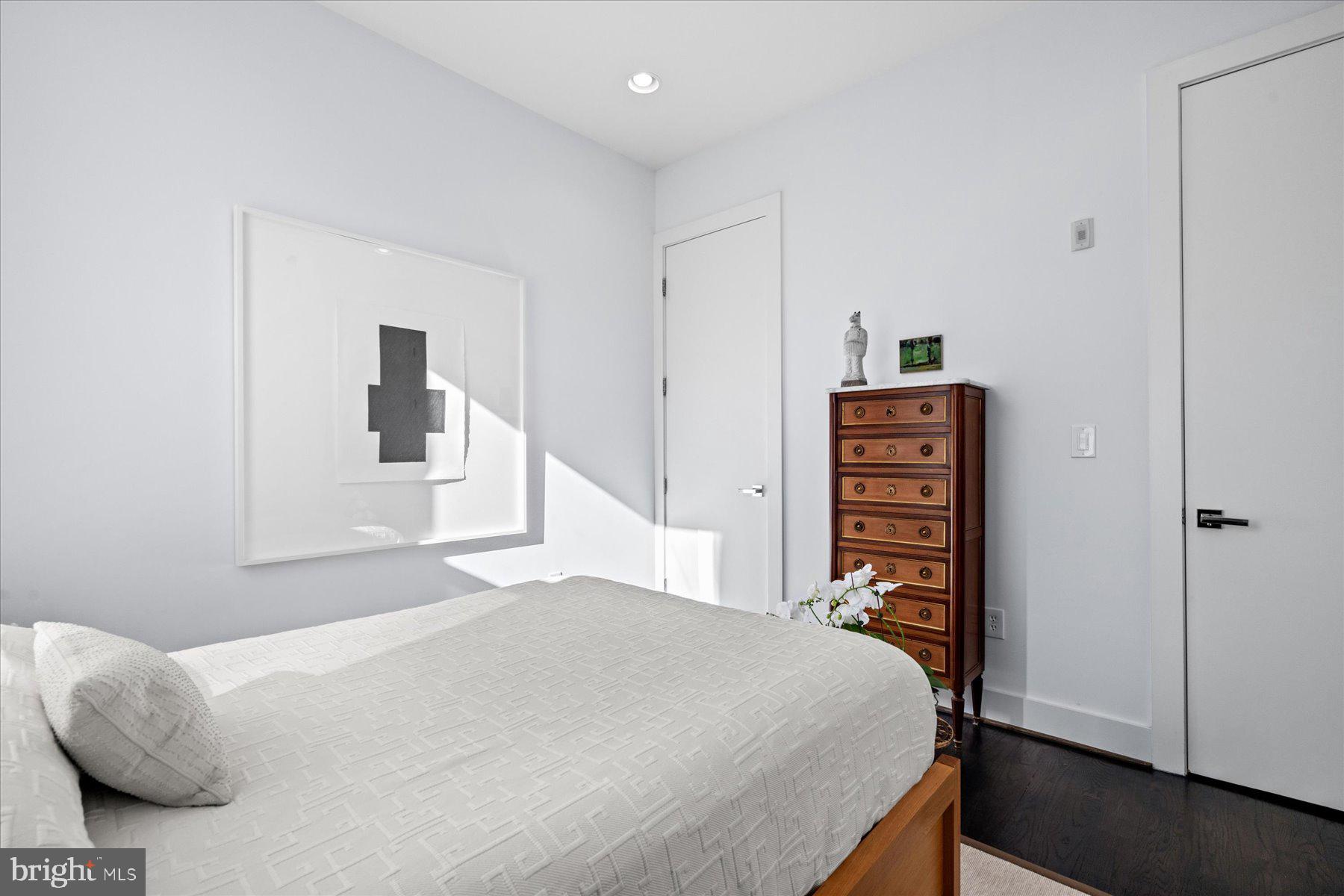 1837 Kalorama Road Northwest, Unit D Washington, DC 20009 - Photo 19 of 35 Gallery Image 19