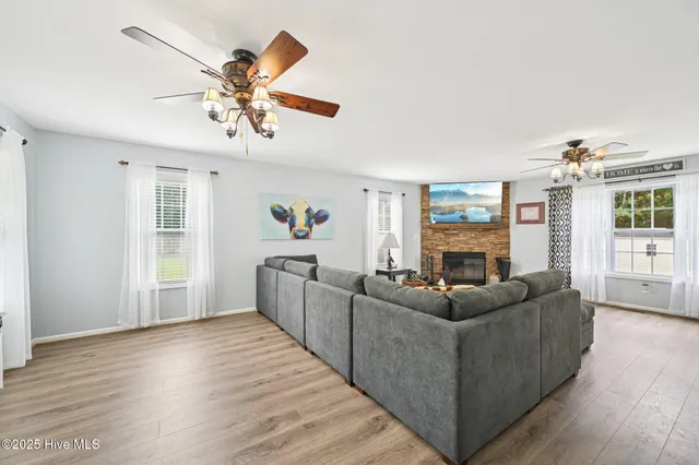 $625,000 | 6512 Ten-Ten Road, Apex, NC 27539