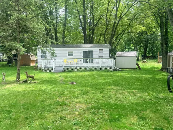 $38,900 | 11-236 Woodhaven Lakes, Sublette, IL 61367