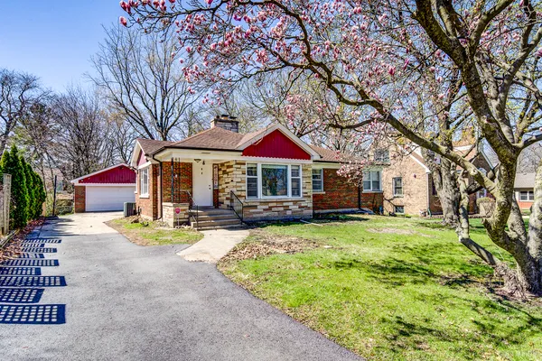 $410,000 | 618 Dundee Avenue, Flossmoor, IL 60422