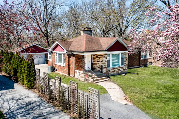 $410,000 | 618 Dundee Avenue, Flossmoor, IL 60422