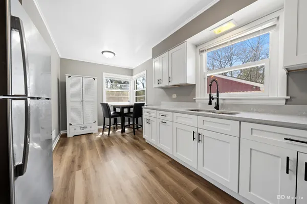 $410,000 | 618 Dundee Avenue, Flossmoor, IL 60422