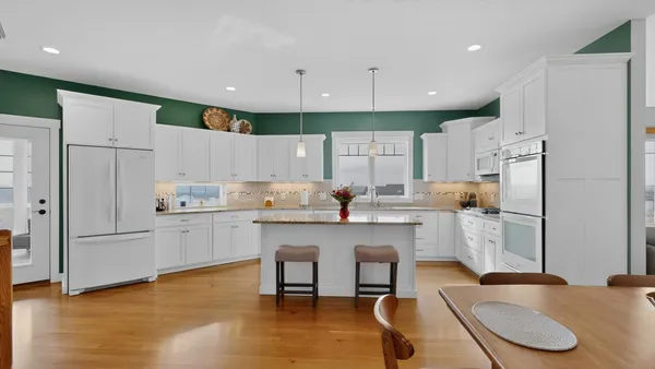 $650,000 | 17176 Hilltop Lane, Chatfield, MN 55923