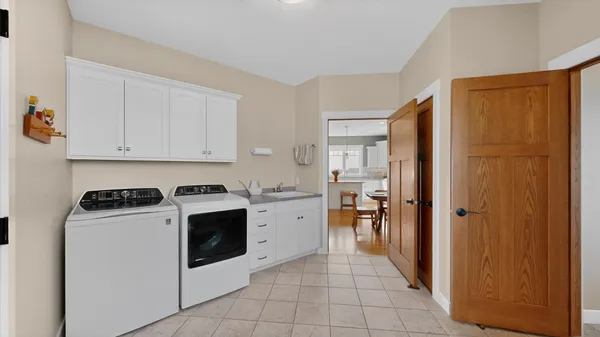 $650,000 | 17176 Hilltop Lane, Chatfield, MN 55923