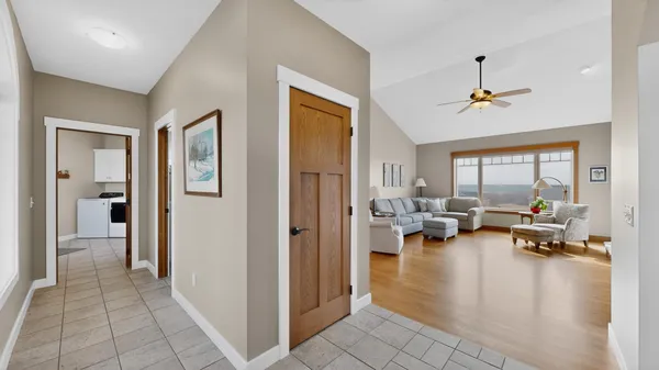 $650,000 | 17176 Hilltop Lane, Chatfield, MN 55923